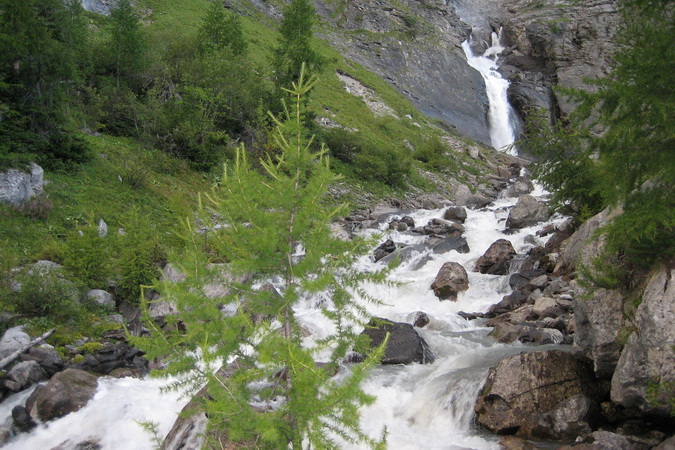Cascade de montagne